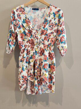 Lac Bleu Women’s Floral Wrap Romper